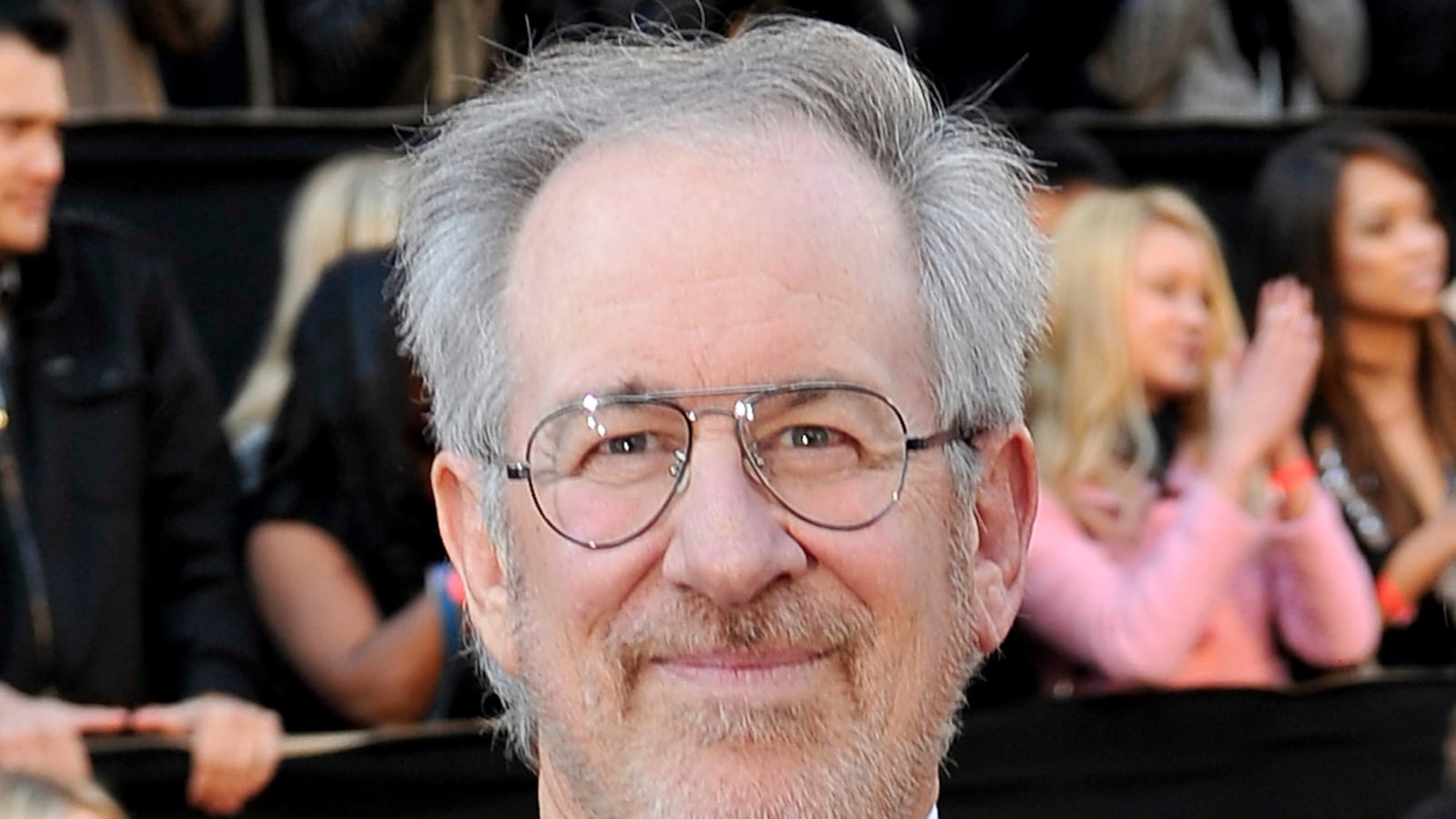 cheats/2012/10/20/spielberg-gives-1-million-to-obama/steven-spielberg-cheat_fpgznw