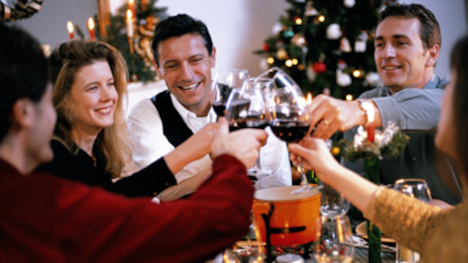 articles/2010/12/29/drinking-stats-who-drinks-the-most-alcohol/rufus-drinking_149936_pmakxp