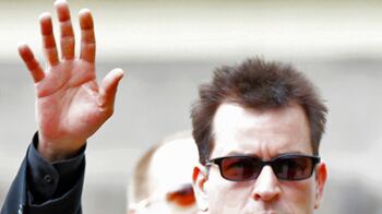 cheats/2011/01/28/sheen-released-from-hospital/charlie-sheen-4_w7unax