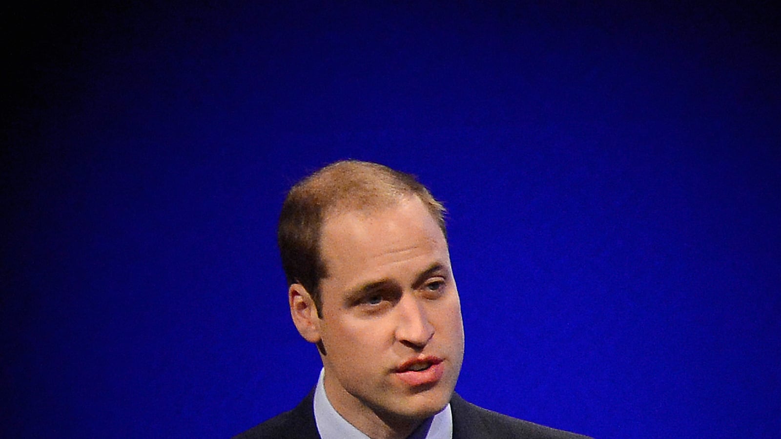 articles/2015/11/17/prince-william-to-lead-vips-in-anti-terror-solidarity-at-france-match/151117-sykes-william-tease_ddbyhw