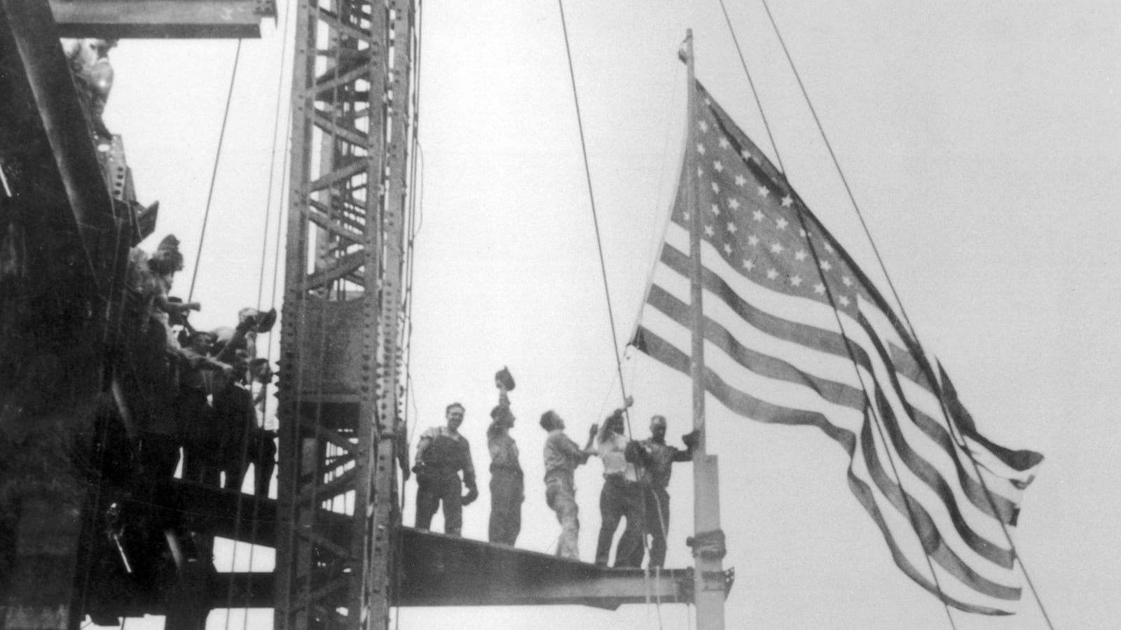 articles/2013/10/17/the-man-who-made-america-simone-winchester-talks-new-book/131016-how-america-was-made-herschthal-tease_xnrxji