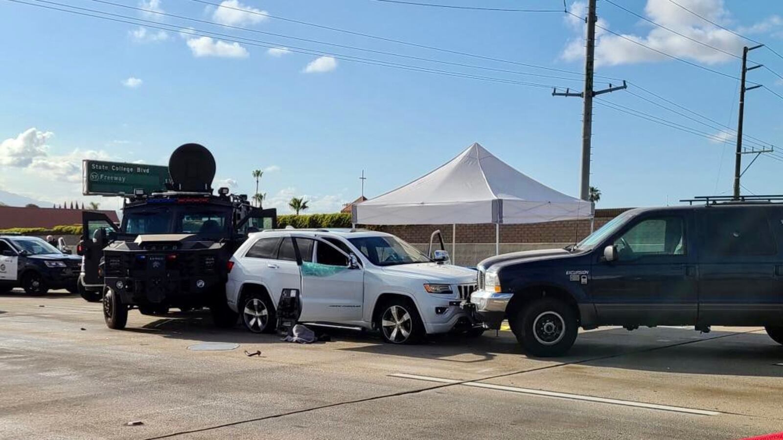 Ez_inPLVUAIwhUR_lwwr0o