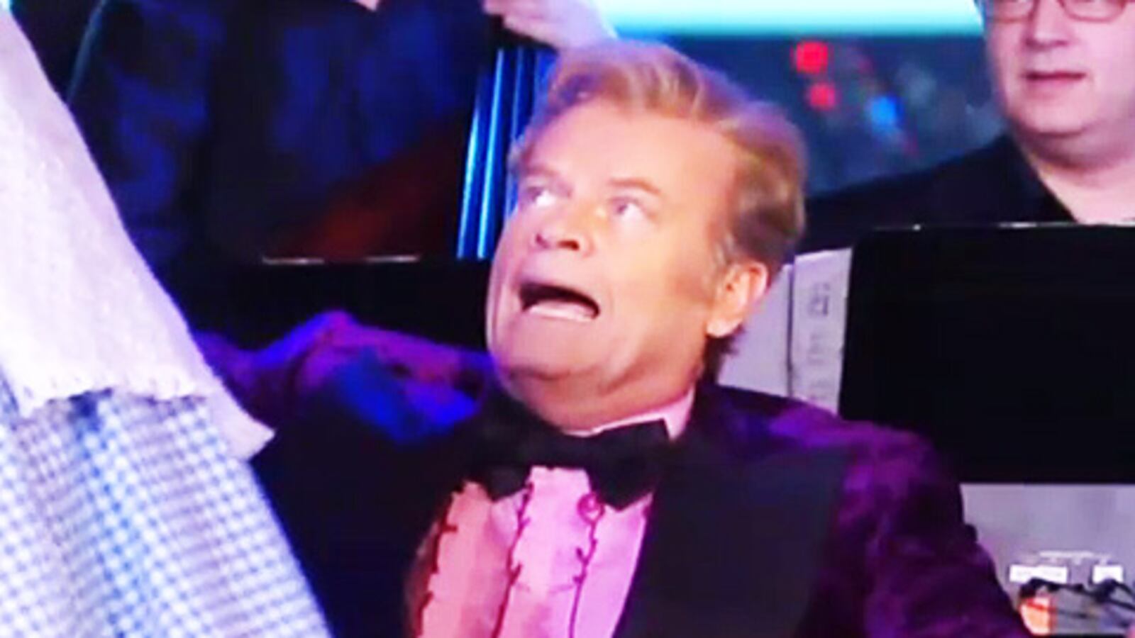 videos/2010/05/14/kelsey-grammer-sings-on-gma/gma-kelsey-grammer_bg4gkz