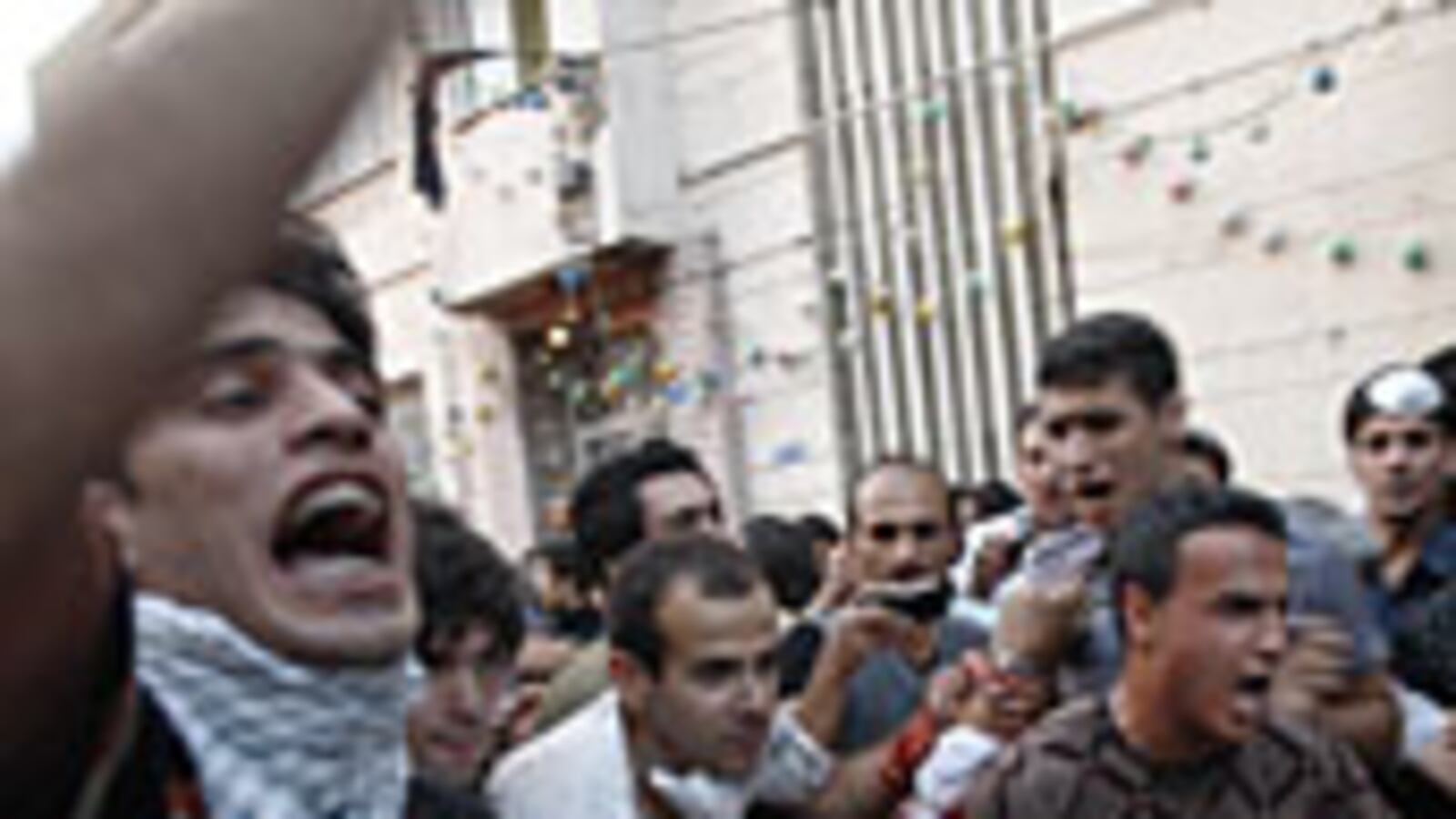 articles/2009/06/18/how-iranian-thugs-are-like-bull-connor/crouch-iran-protests_32811_rke0sy