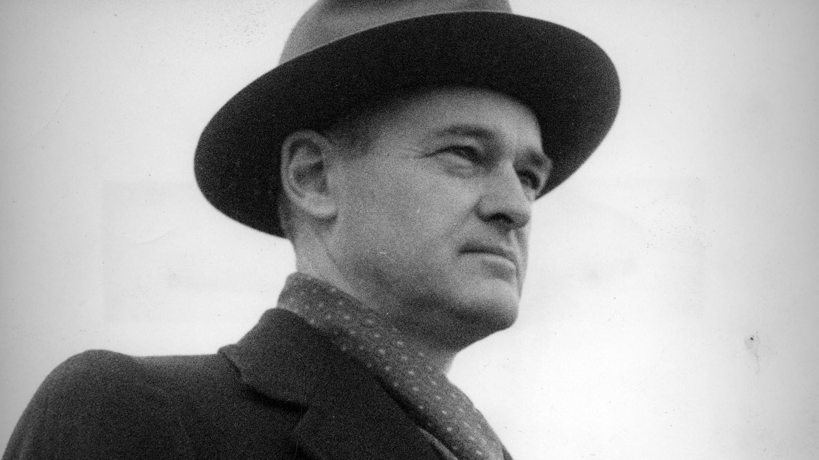 articles/2014/03/10/the-man-who-knew-russia-best-george-kennan-s-revealing-diaries/140309-warren-kennan-tease_x44q5d