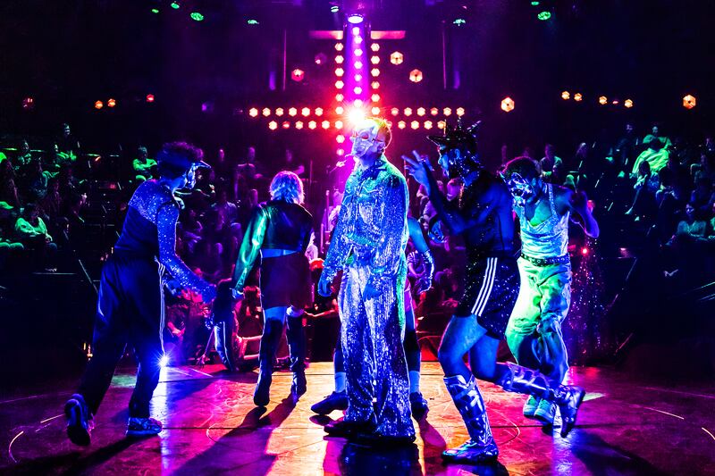 Kit Connor, center, and the cast of 'Romeo + Juliet.'