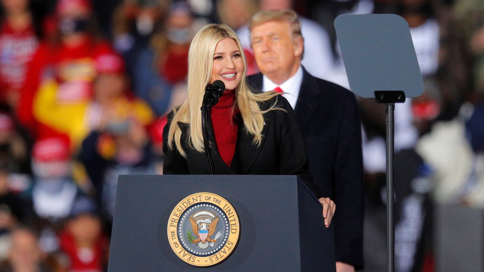 2021-01-05T033005Z_2133872753_RC2F1L9ZYVHQ_RTRMADP_3_USA-ELECTION-GEORGIA-TRUMP_u8o2xx