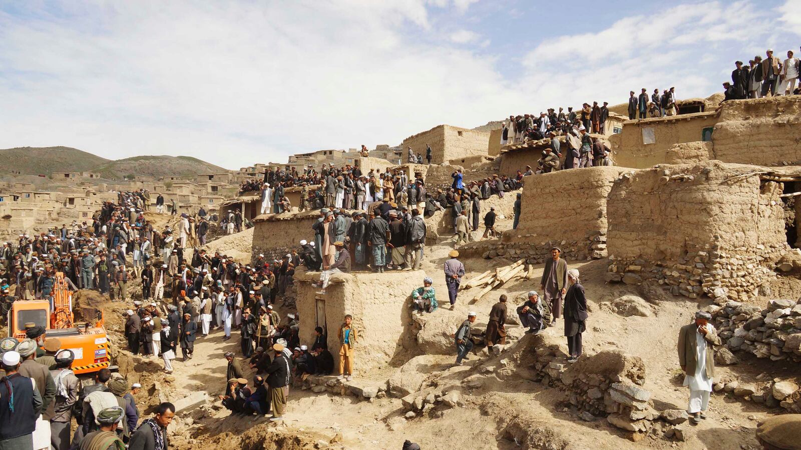 cheats/2014/05/03/hundreds-killed-in-afghan-landslide/140503-landslide-cheat_qw6vcq