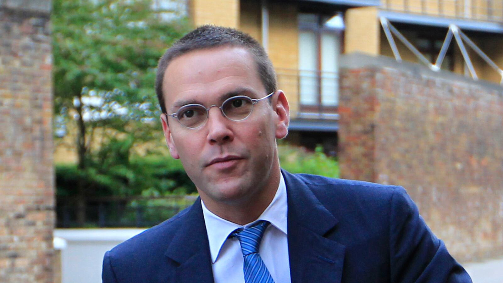articles/2011/11/22/why-james-murdoch-might-never-take-over-rupert-s-media-empire/james-murdoch-wapshott_ejdmbn