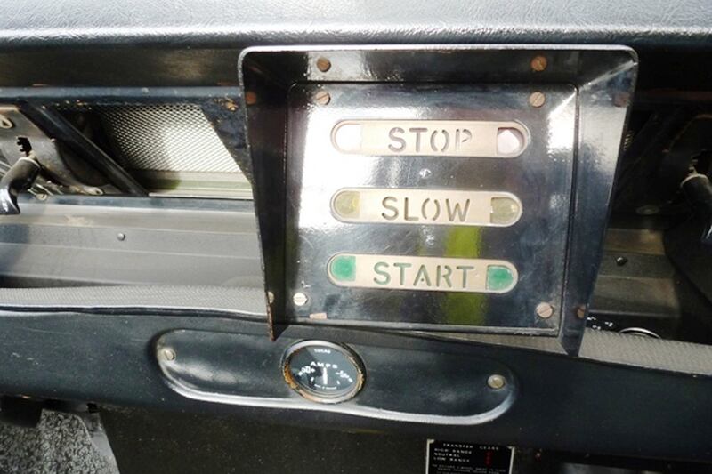 articles/2012/11/16/exclusive-queen-s-landrover-up-for-sale/queen-rover2_tvkzne