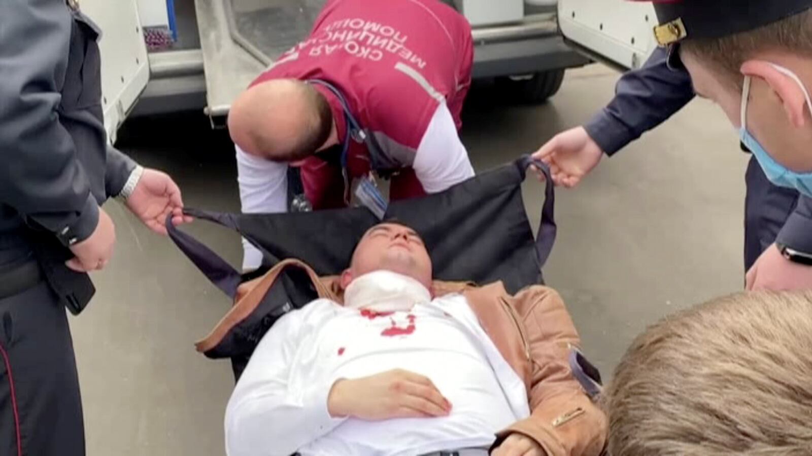 2021-06-01T180315Z_1543999068_RC2TRN99T91B_RTRMADP_3_BELARUS-POLITICS-COURT-PRISONERS_k8oa6e