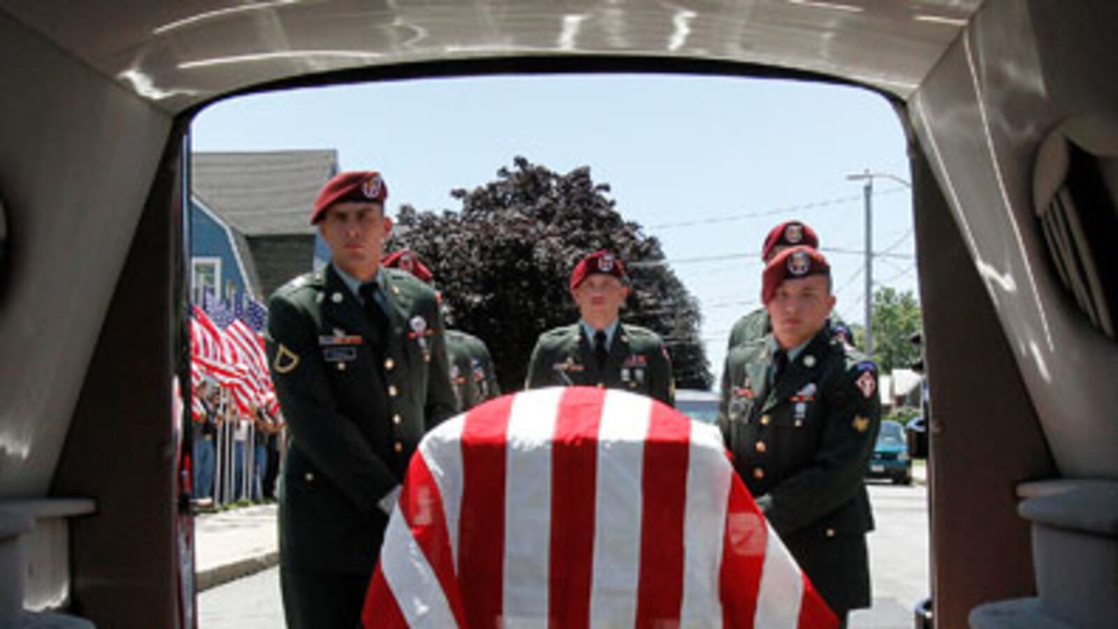 cheats/2010/07/30/july-deadliest-month-for-us-soldiers/afghanistan-deadliest-month_tryuir