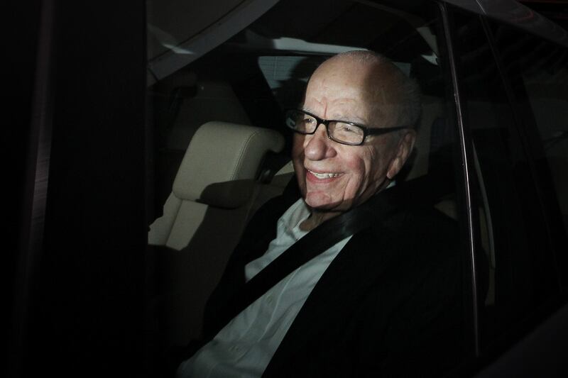 articles/2012/05/01/british-lawmakers-rupert-murdoch-unfit-to-run-news-corp/giglio-jukes-murdoch-un-fit-embed_aov4bz