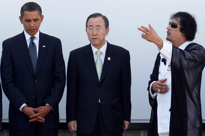 galleries/2011/10/20/muammar-gaddafi-reportedly-captured-and-killed-photos/gaddafi-obituary-obama-2009_gxmrkq