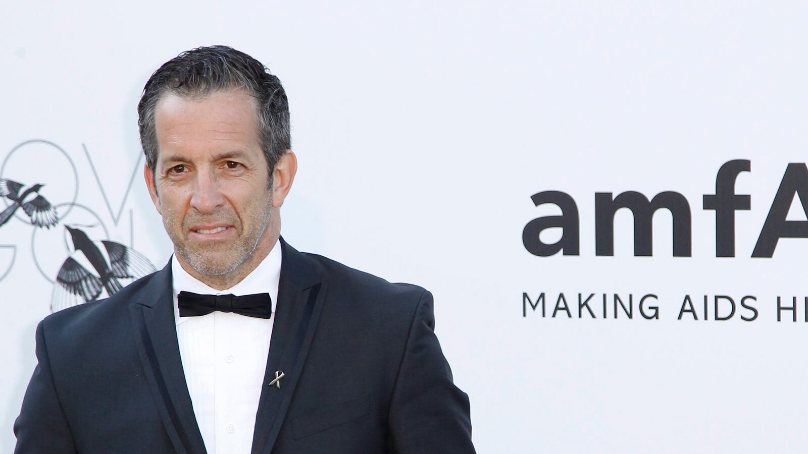 articles/2013/09/06/kenneth-cole-s-syria-tweet-sparks-controversy-altuzarra-receives-major-investment/130906-cheat-fashion-cole_he1deg