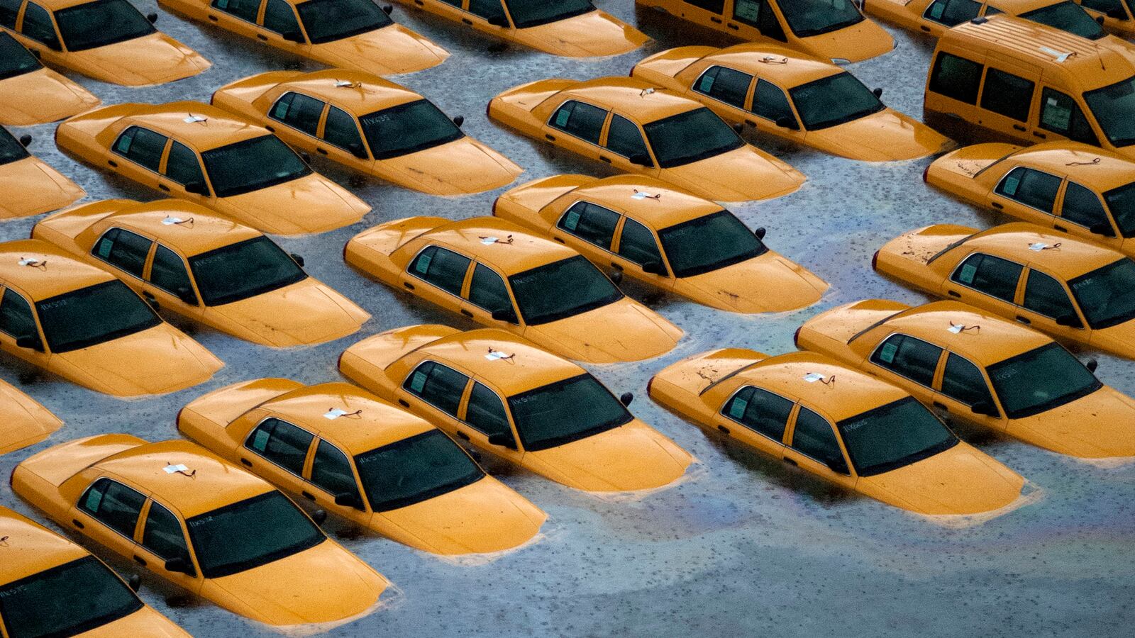 articles/2016/01/11/the-climate-change-book-the-gop-needs-to-read/160111-romm-climate-change-tease_wefyf9