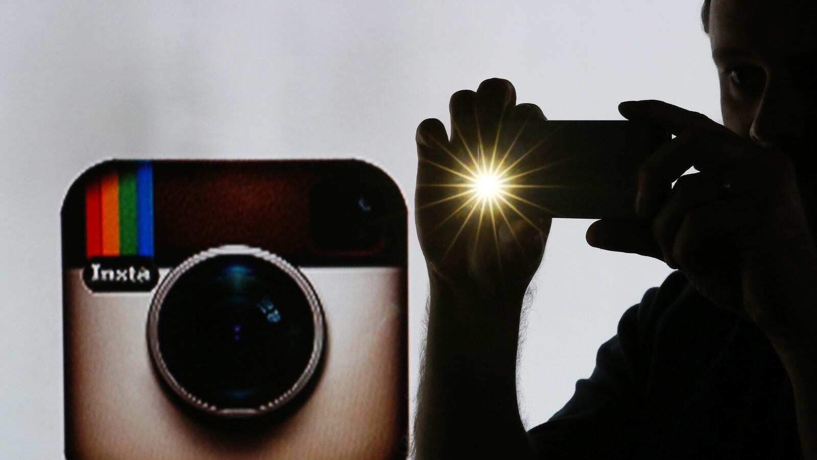 articles/2016/05/17/why-iran-is-cracking-down-on-vulgar-instagram-models/160517-crocker-iran-instagram-tease_mytmv0