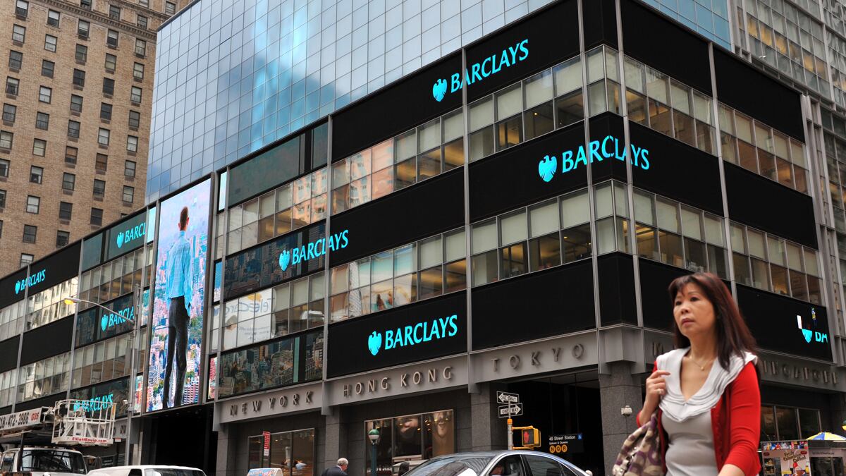cheats/2012/07/05/britain-gov-t-backs-banking-probe/barclays-scandal-jukes_m4cens