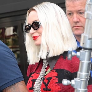 NEW YORK, NY - AUGUST 14: Emily Blunt is seen on the set of "The Devil Wears Prada 2" on August 14, 2025 in New York City. (Photo by Jose Perez/Bauer-Griffin/GC Images)