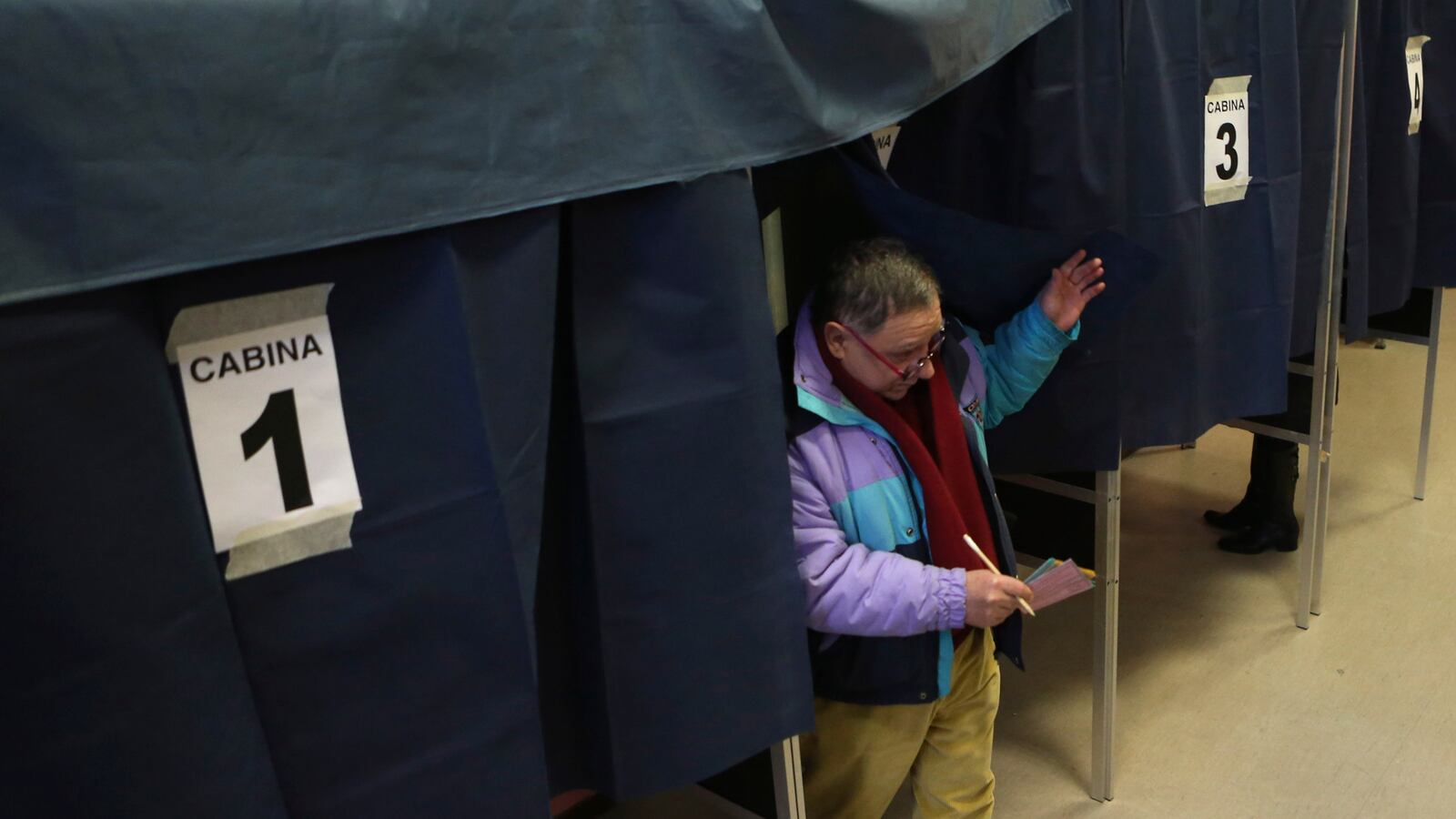 cheats/2013/02/24/italy-votes-in-key-election/130224-italy-election-day-cheat_qnevjl