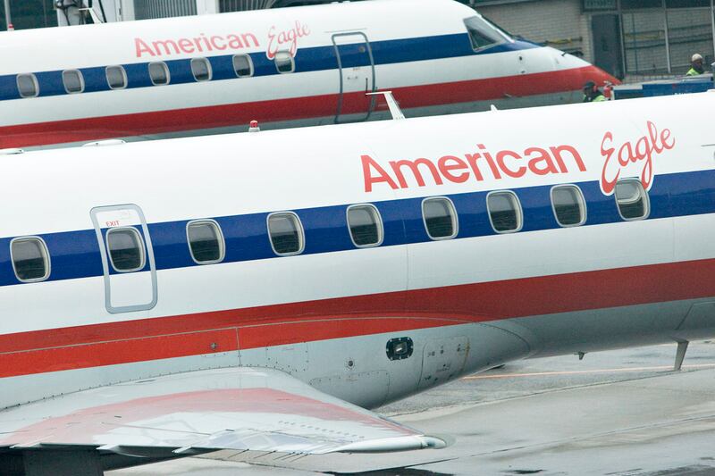 galleries/2011/10/13/riskiest-airlines-photos/riskiest-airlines-american-eagle_vh5lsi