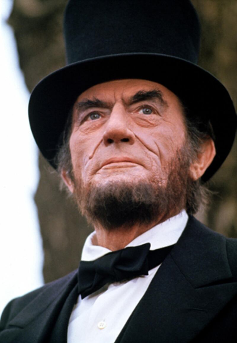 galleries/2011/12/03/honest-it-s-not-abe-daniel-day-lewis-as-lincoln-and-more-photos/gregory-peck-lincoln-look-alikes_diey3m
