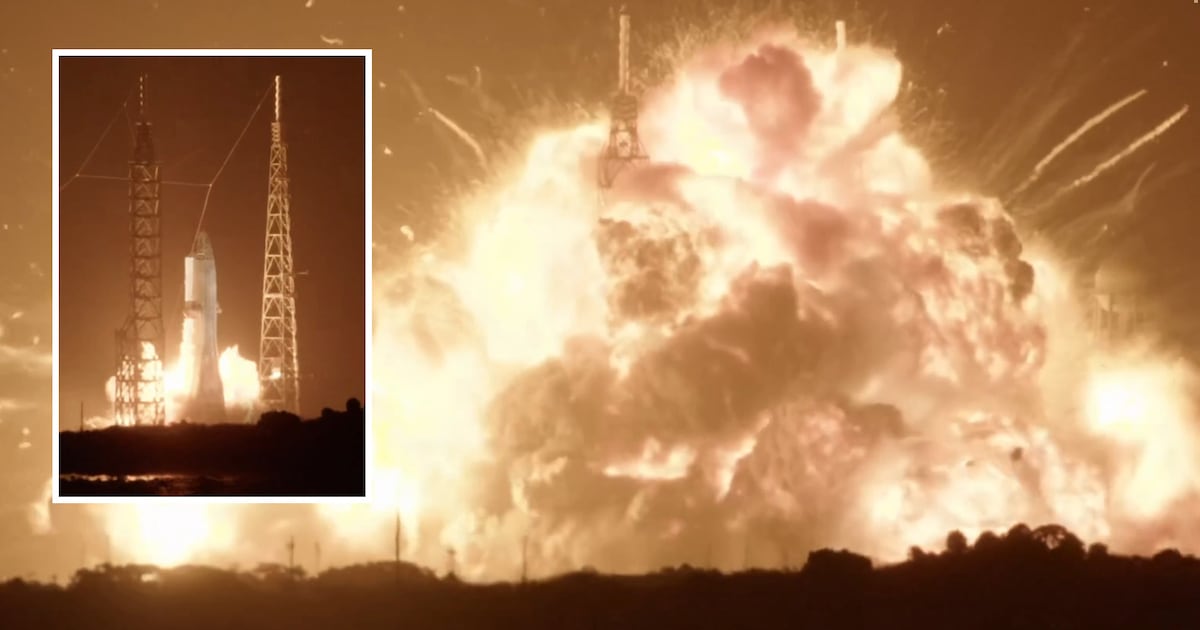 Jeff Bezos’ Rocket Explodes Into Giant Fireball in Epic Fail
