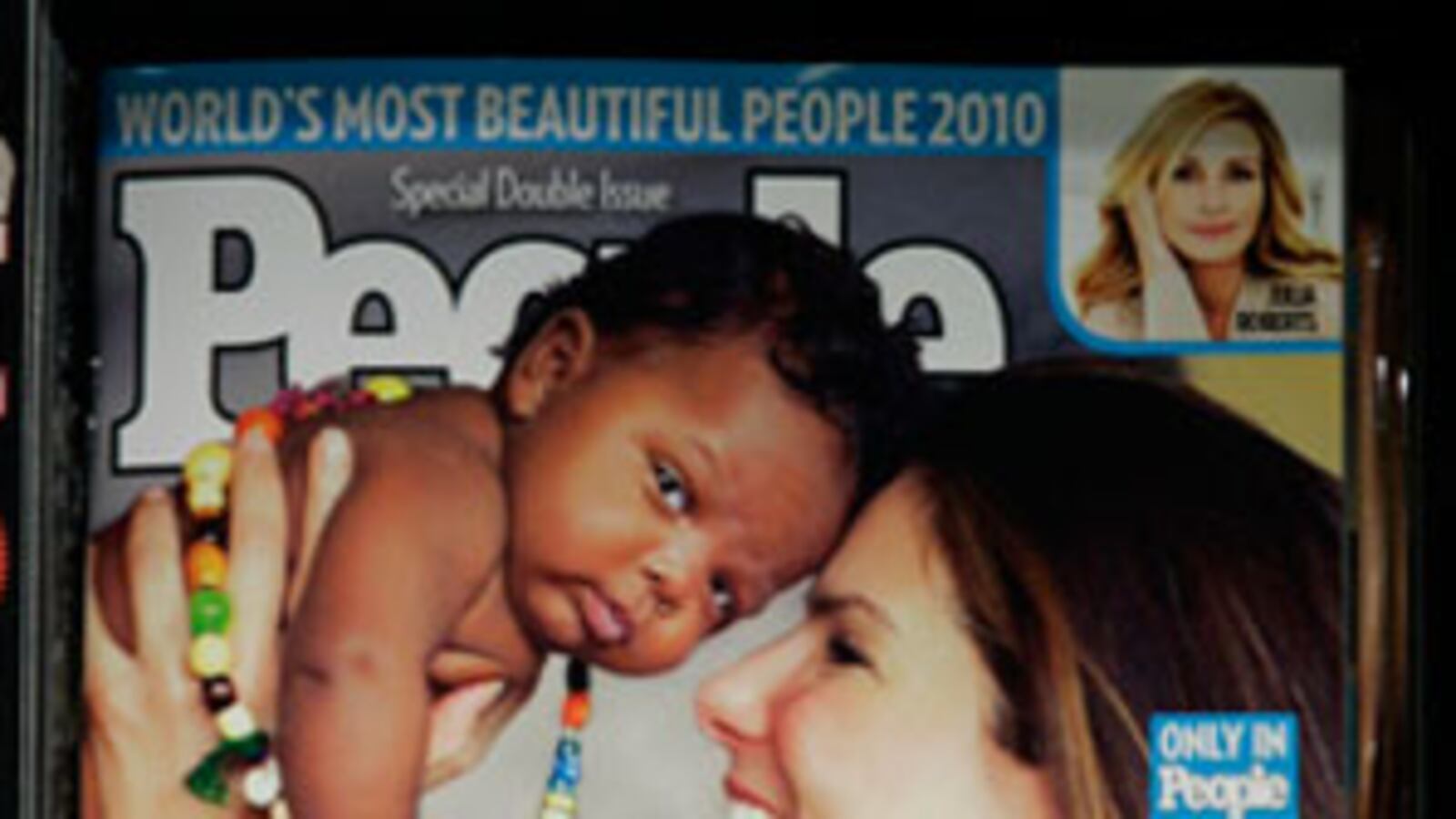 cheats/2010/04/29/how-sandra-kept-adoption-secret/bullock-baby_lod97x