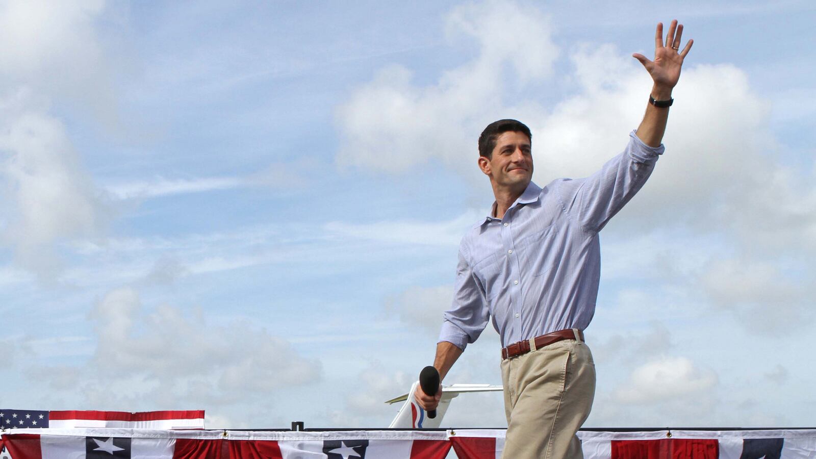 articles/2014/08/21/paul-ryan-s-book-is-good-except-on-race/140820-christie-ryan-tease_p8dnqz