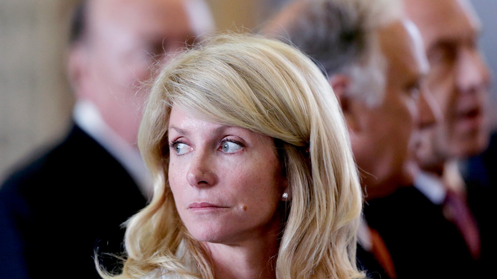 articles/2013/07/02/kirsten-powers-i-don-t-stand-with-wendy-davis/130701-powers-wendy-davis-backlash-tease_bjdsce