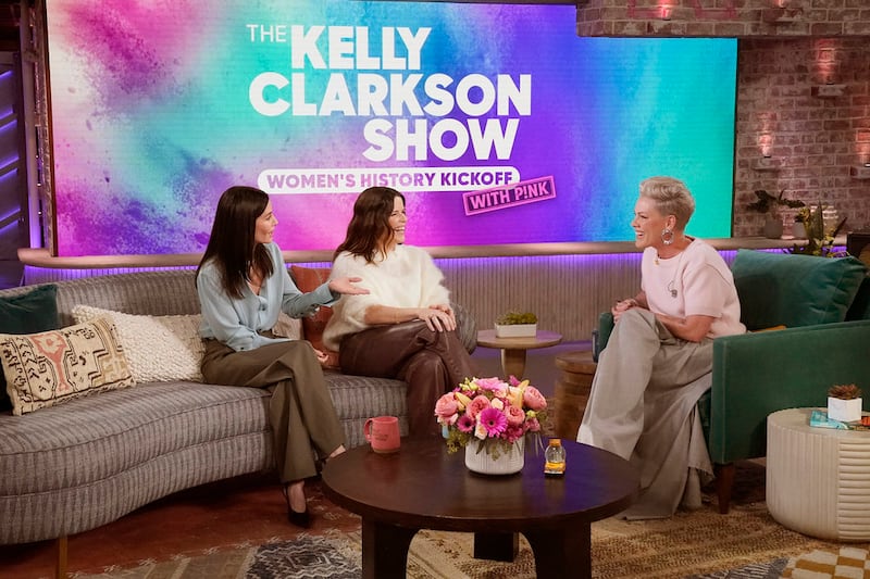 Courtney Cox, Neve Campbell, and P!NK