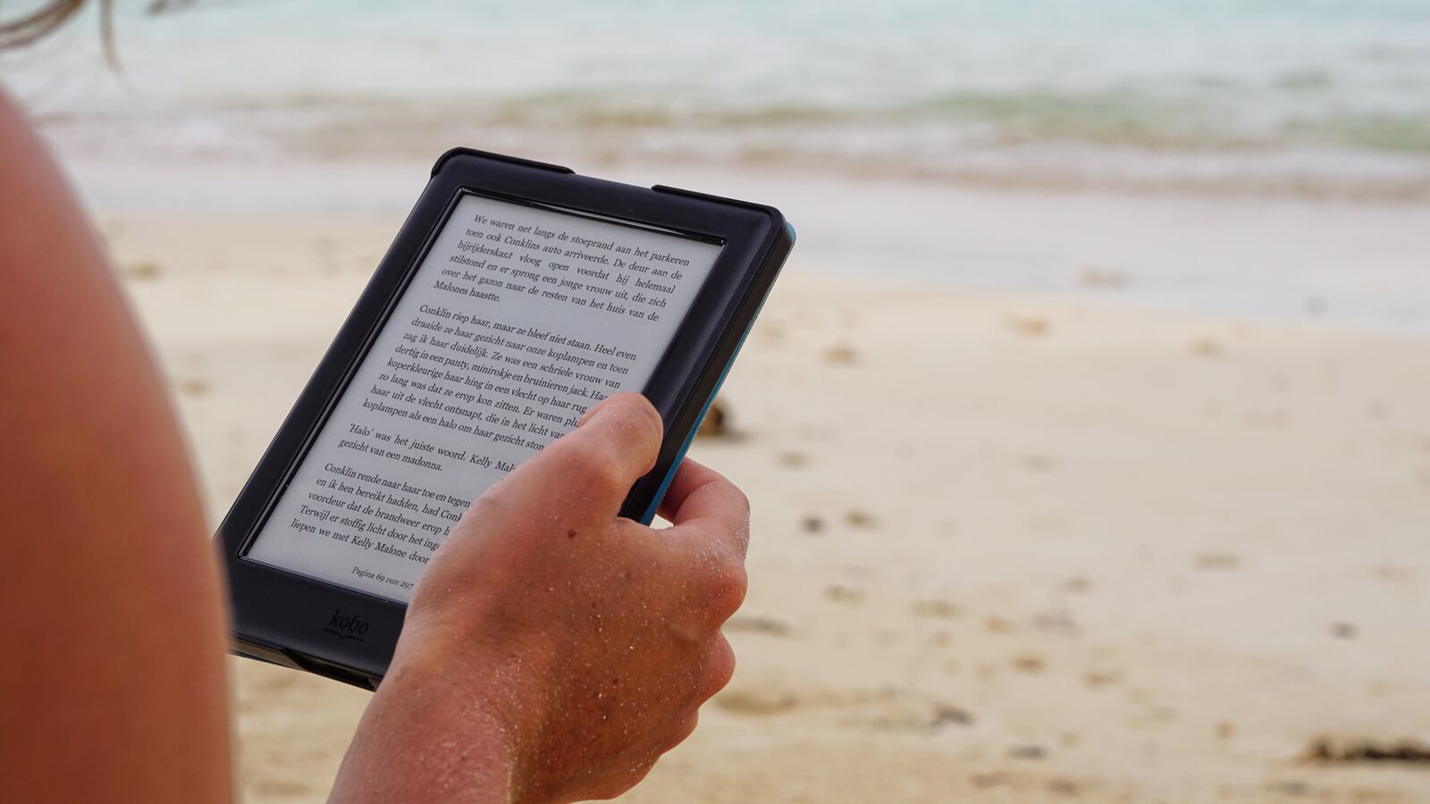 maarten-van-den-heuvel-0SYJS6nfR10-unsplash_hm1qgi