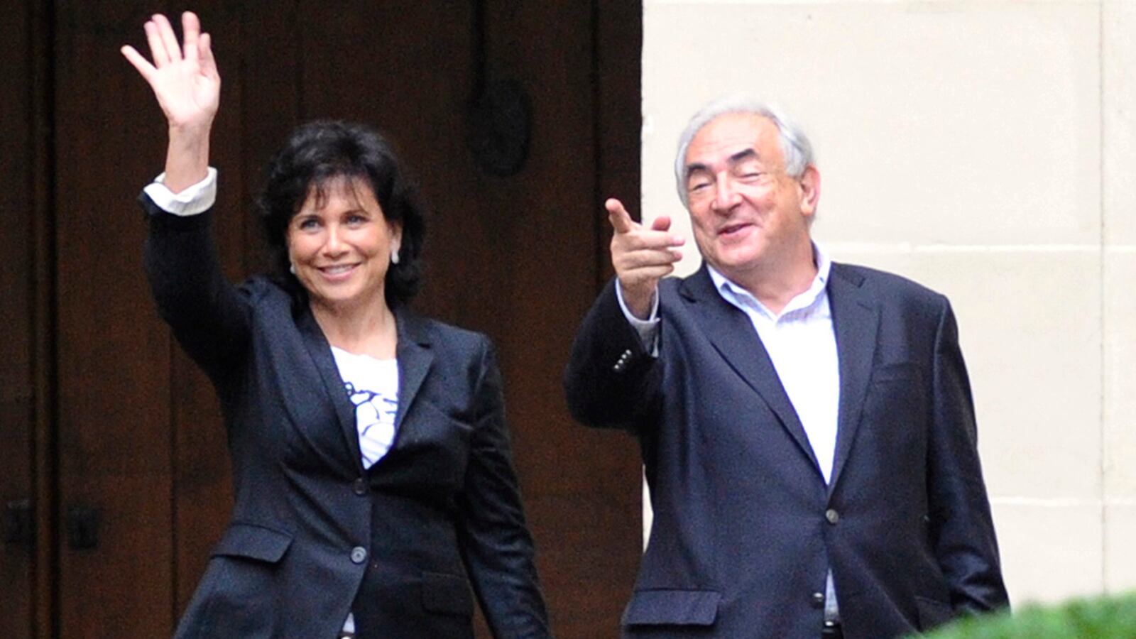 articles/2011/12/20/why-dsk-s-wife-beat-out-christine-lagarde-as-france-s-woman-of-the-year/anne-sinclair-woman-of-the-year-buck_p9ikmq