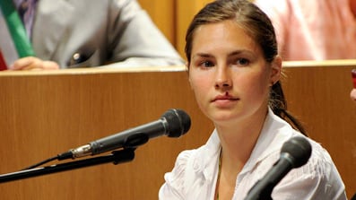 cheats/2009/06/12/knox-says-cops-abused-her/nadeau-knox_31785_lbnwnu