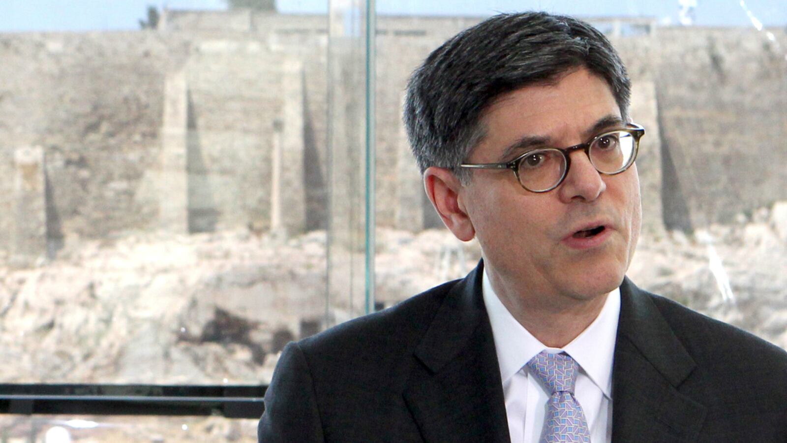 cheats/2013/08/26/treasury-official-u-s-gov-will-run-out-of-cash-in-october/lew-debt-limit-cheat_jfxtkg