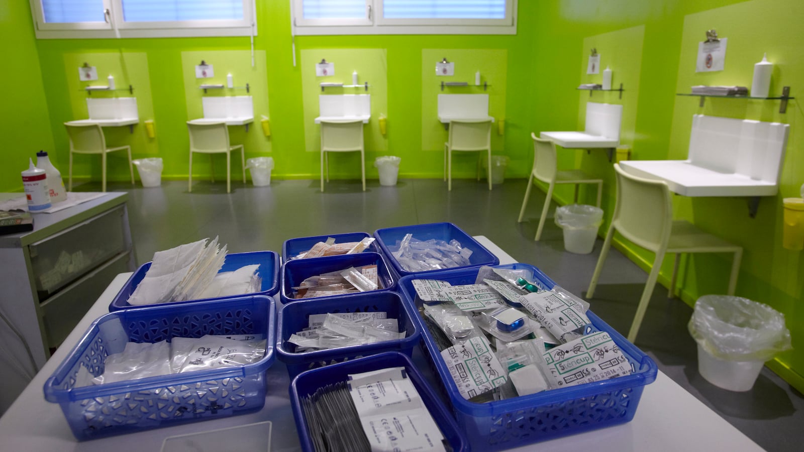 190206-safe-injection-tease_ambypg