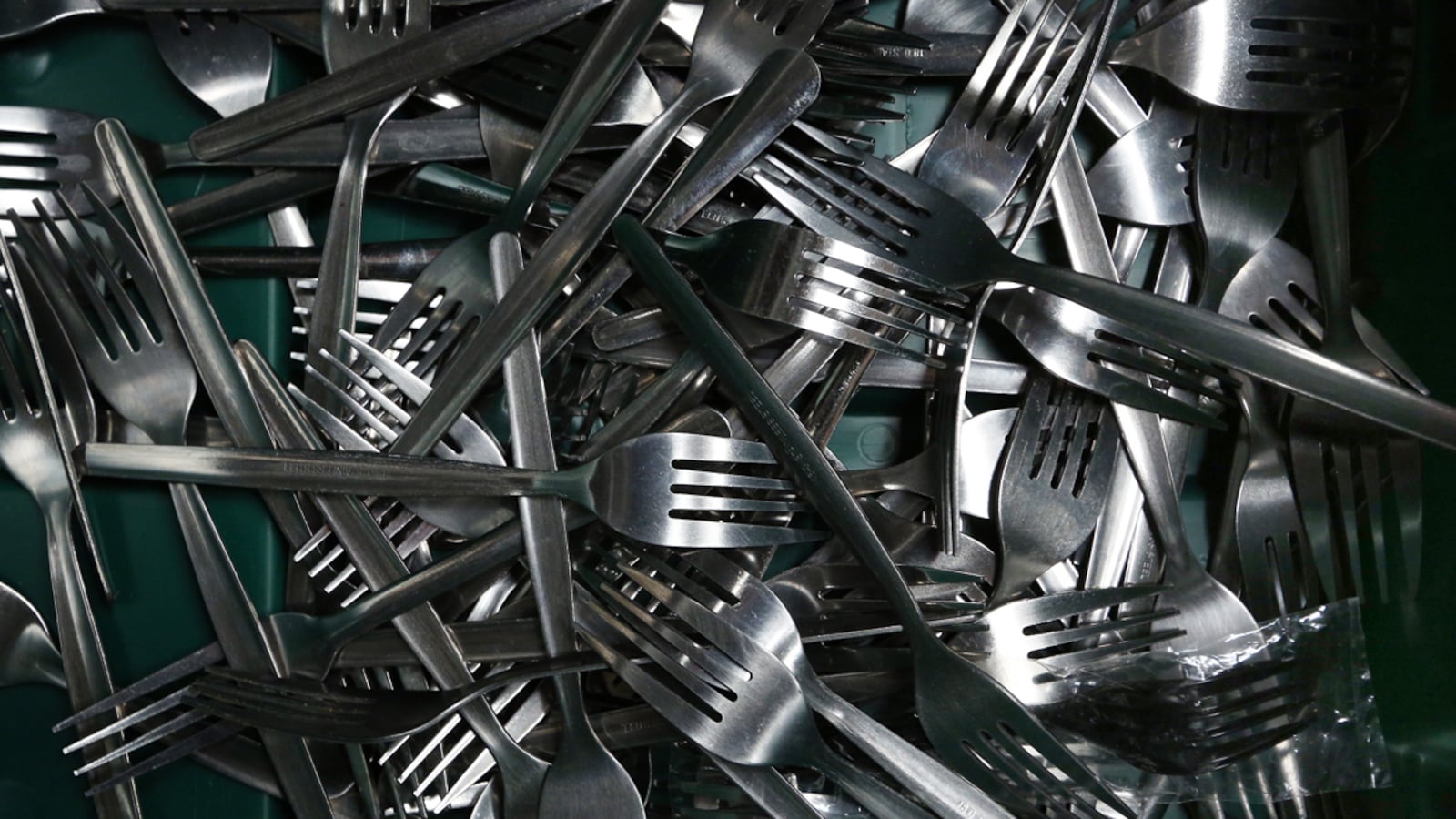 articles/2012/10/13/the-strange-way-we-eat-bee-wilson-s-consider-the-fork/wilson-history-of-forks-tease_qy1i17