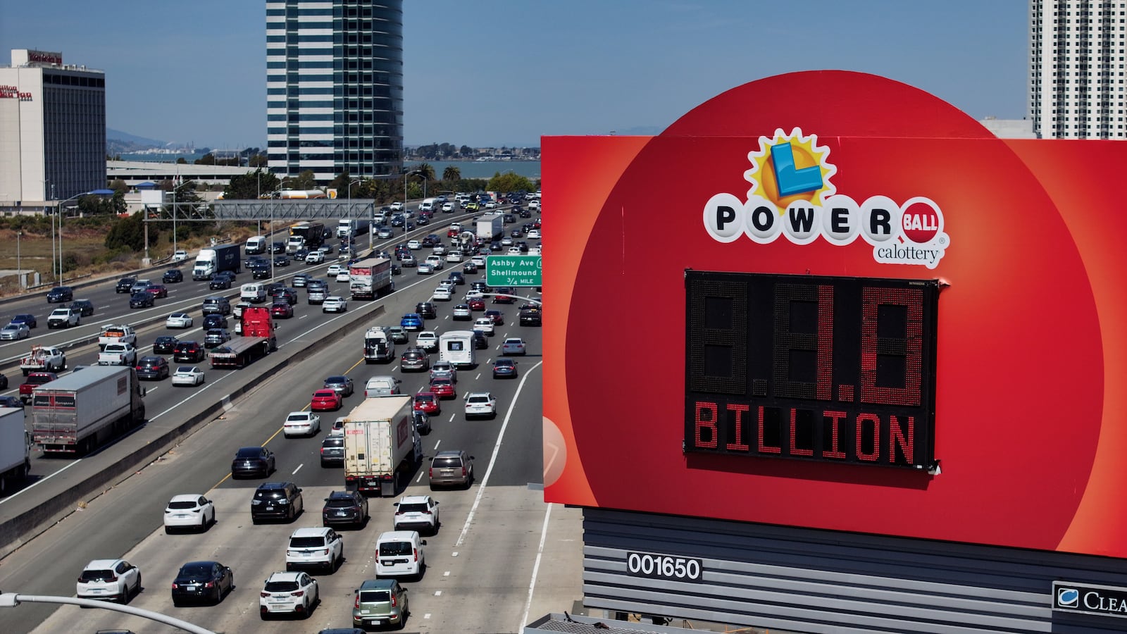 EMERYVILLE, CALIFORNIA - AUGUST 29: In an aerial view, a billboard shows the Powerball lottery prize at $1 billion on August 29, 2025 in Emeryville, California. The Powerball jackpot has climbed to $1 billion ahead of the Labor Day weekend.