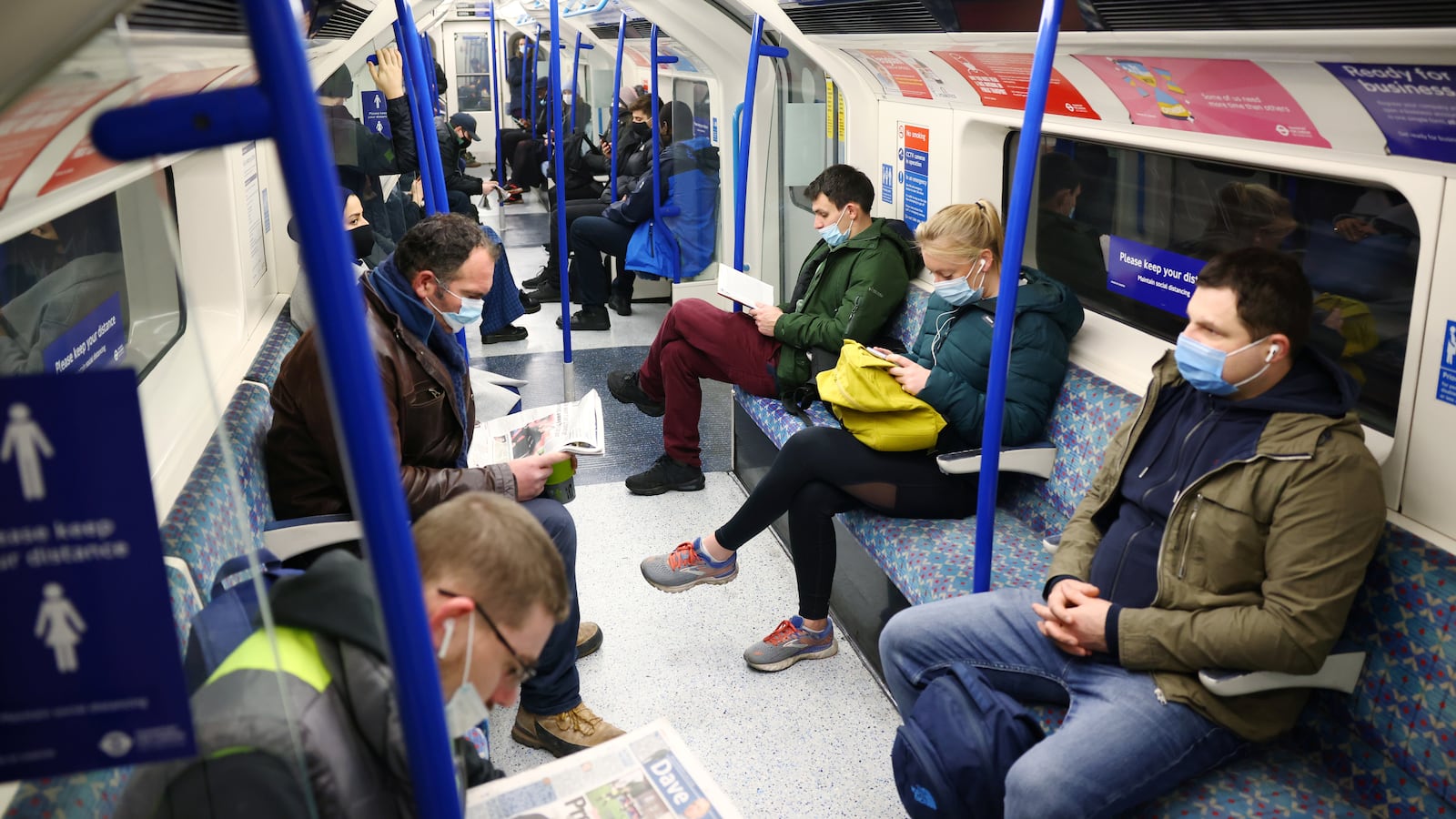 2021-01-12T092220Z_473380833_RC296L90523G_RTRMADP_3_HEALTH-CORONAVIRUS-BRITAIN_zci52e