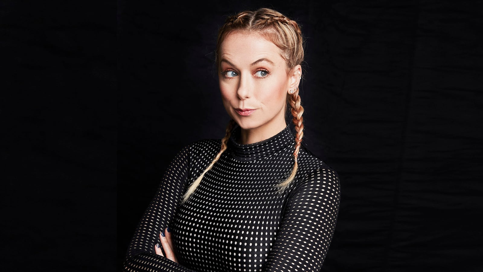 articles/2016/10/28/iliza-shlesinger-is-about-to-be-a-pretty-big-deal-and-it-s-about-damn-time/161010-stern-Iliza-tease_vodxs6