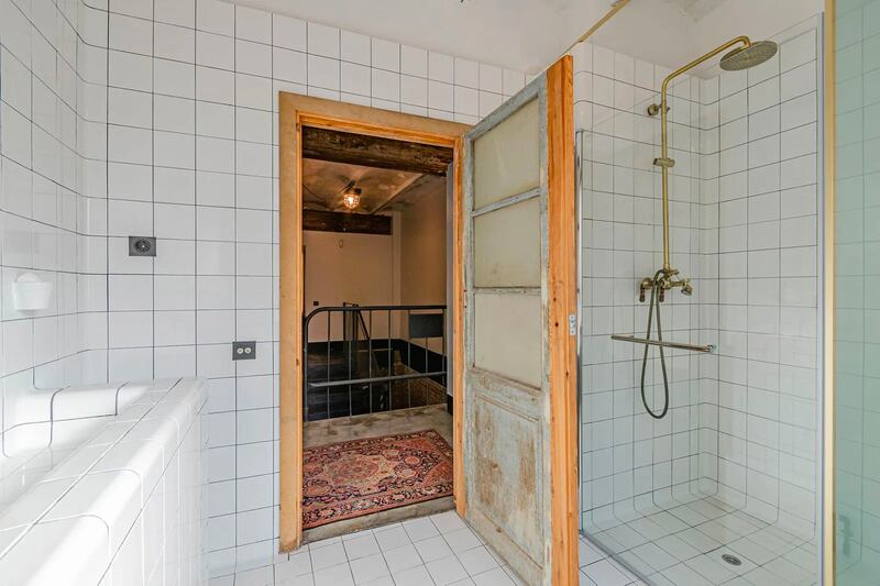 220306-omg-barcelona-14_w0j4gh