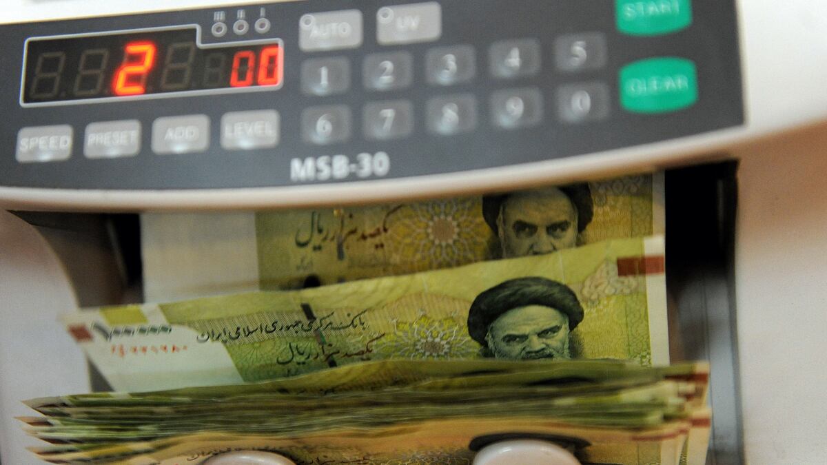 articles/2012/03/15/these-iranian-sanctions-have-teeth/iran-bank-sanctions-cheat_xznpjx