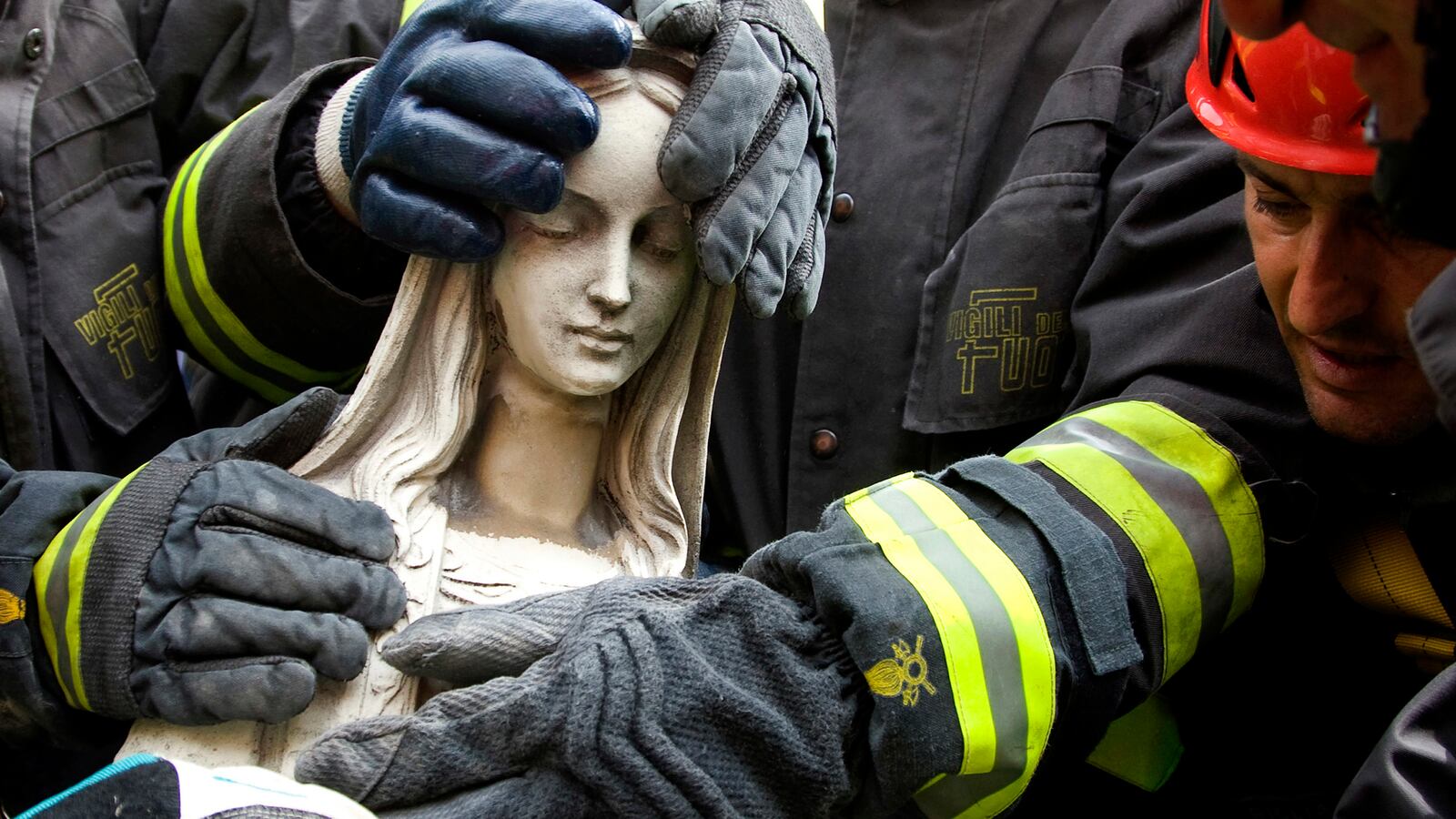 articles/2016/11/04/italy-s-earthquakes-could-kill-children-in-biblical-numbers/161103-Nadeau-earthquake-tease_h9psn7