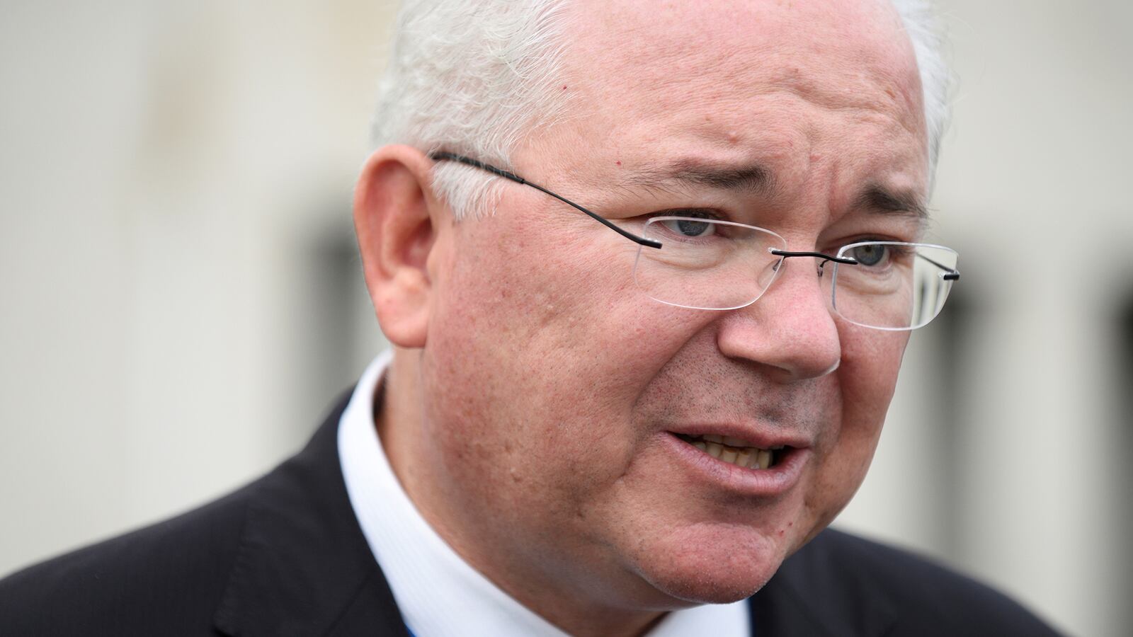 171130-Avni-Rafael-Ramirez-tease_skbnuf