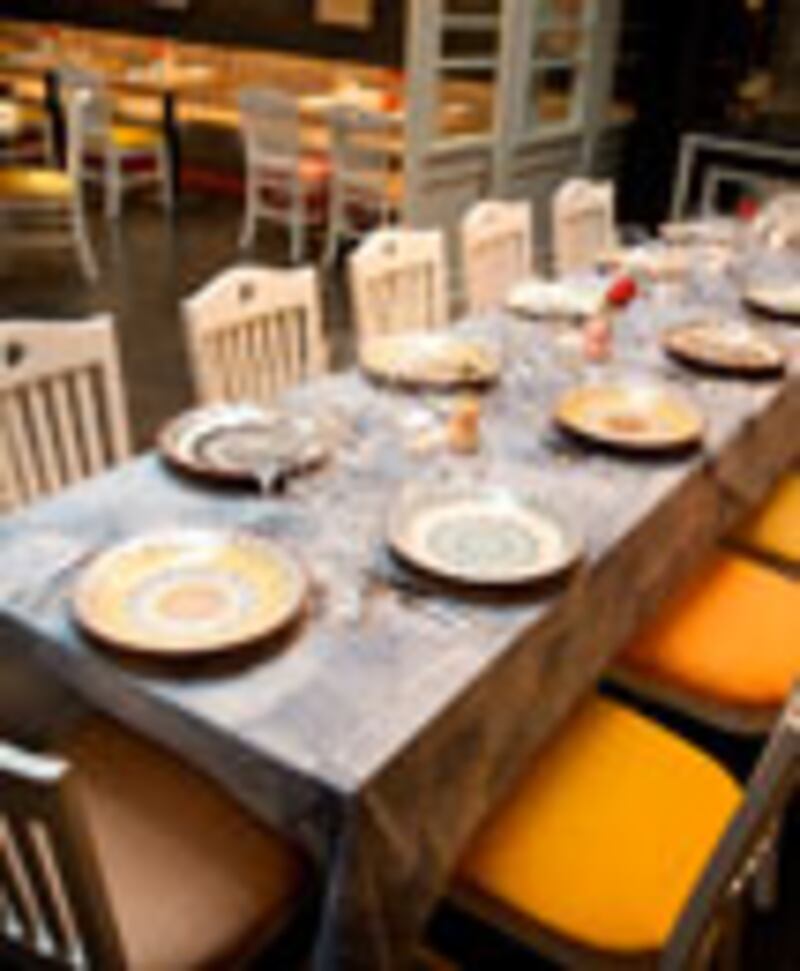 articles/2010/07/21/fresh-picks-44/fresh-picks---lo-restaurant_xokmft