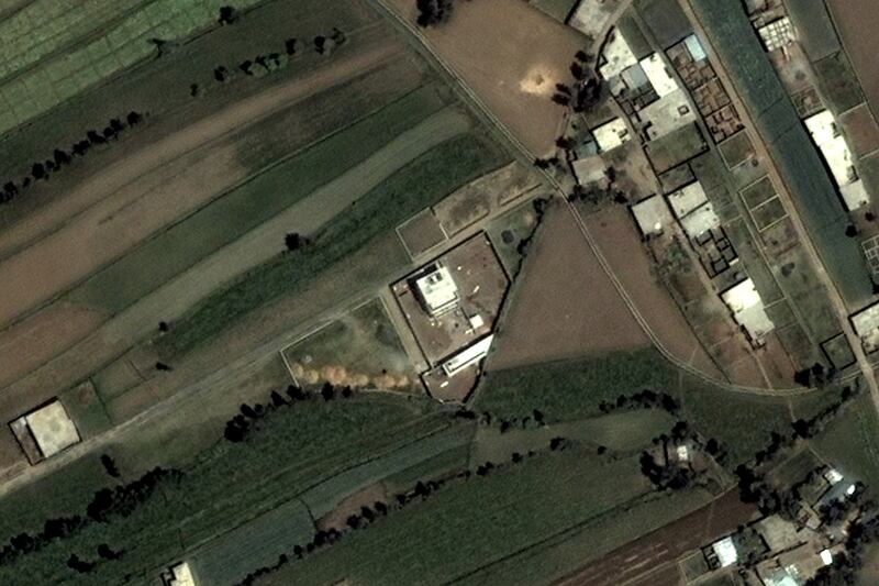 galleries/2011/11/22/things-we-are-thankful-for-photos/things-we-are-thankful-for-seal-team-six_oeo3tg