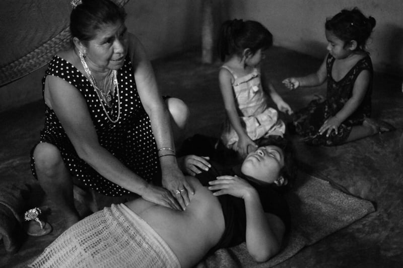 galleries/2012/09/22/mexico-pushes-for-safer-births/Proujansky_12_sxhaqf