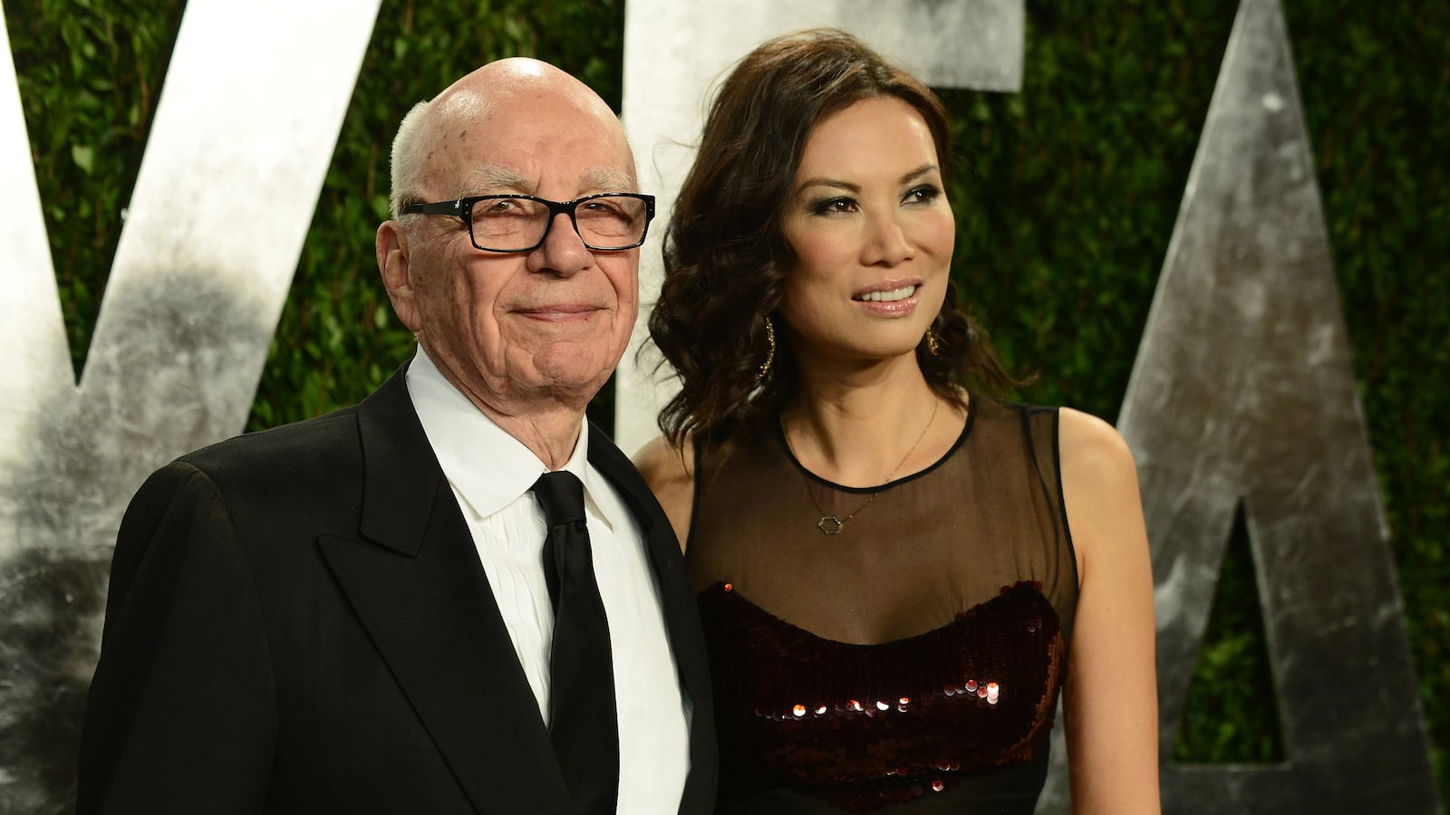 articles/2013/07/08/tina-brown-on-sex-decorating-and-divorce-for-billionaires/130708-brown-divorce-tease_jbx3wu