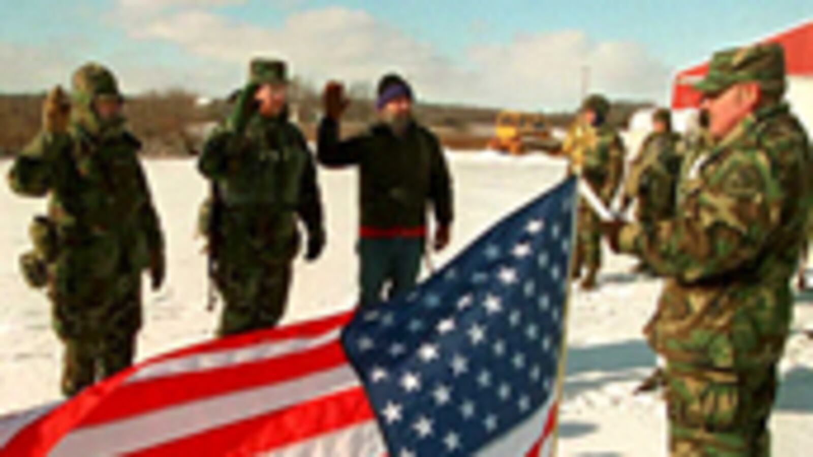 articles/2010/03/31/why-militias-love-michigan/avlon-michigan-militia_91640_f5esfp