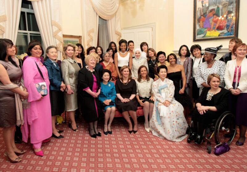 galleries/2009/04/01/the-obamas-first-overseas-trip/g20-gallery-9_c8hdcz